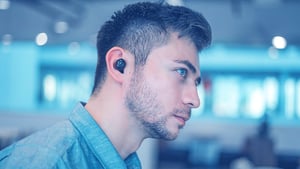 ¿Por qué la escucha activa podría beneficiar a tu equipó comercial?
